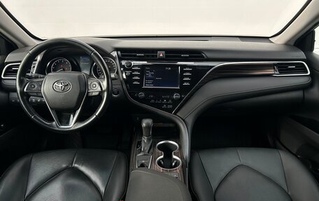 Toyota Camry, 2020 год, 2 450 500 рублей, 7 фотография