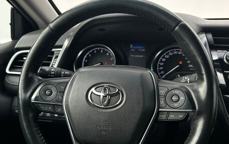 Toyota Camry, 2020 год, 2 450 500 рублей, 20 фотография