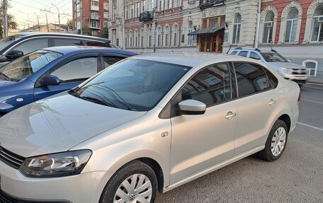 Volkswagen Polo VI (EU Market), 2012 год, 950 000 рублей, 2 фотография