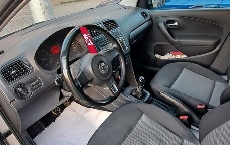 Volkswagen Polo VI (EU Market), 2012 год, 950 000 рублей, 8 фотография