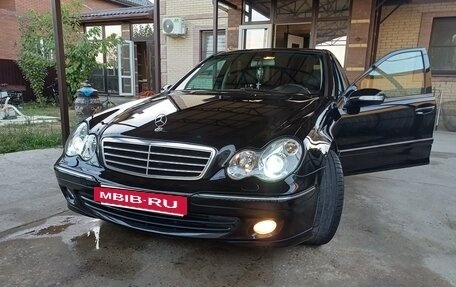 Mercedes-Benz C-Класс, 2005 год, 980 000 рублей, 14 фотография