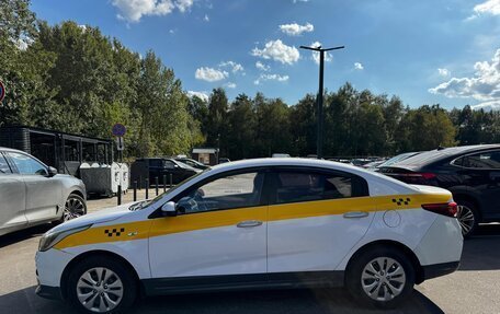 KIA Rio IV, 2017 год, 700 000 рублей, 2 фотография