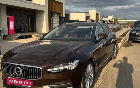 Volvo S90 II рестайлинг, 2019 год, 3 700 000 рублей, 5 фотография
