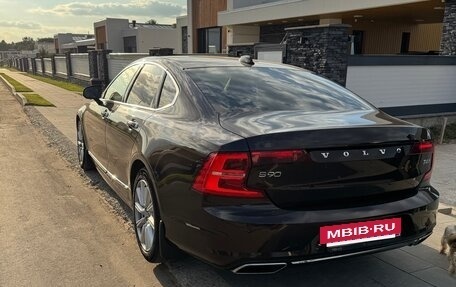 Volvo S90 II рестайлинг, 2019 год, 3 700 000 рублей, 6 фотография