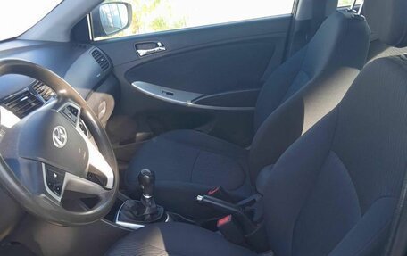 Hyundai Solaris II рестайлинг, 2014 год, 433 200 рублей, 7 фотография