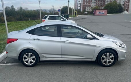 Hyundai Solaris II рестайлинг, 2012 год, 480 000 рублей, 2 фотография