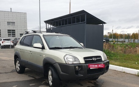 Hyundai Tucson III, 2008 год, 929 000 рублей, 2 фотография