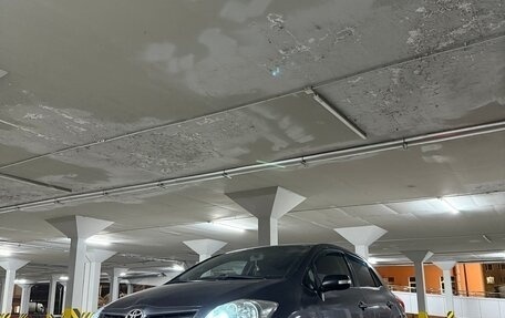 Toyota Auris II, 2010 год, 599 999 рублей, 3 фотография