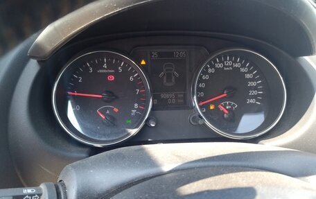 Nissan Qashqai, 2011 год, 850 000 рублей, 5 фотография