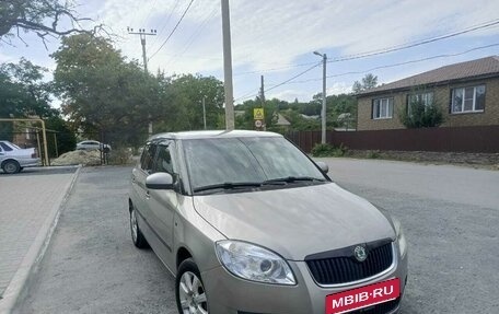 Skoda Fabia II, 2009 год, 510 000 рублей, 2 фотография