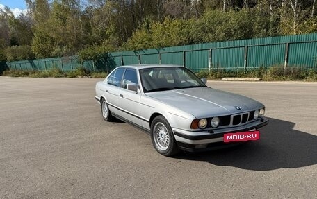 BMW 5 серия, 1992 год, 1 220 000 рублей, 3 фотография