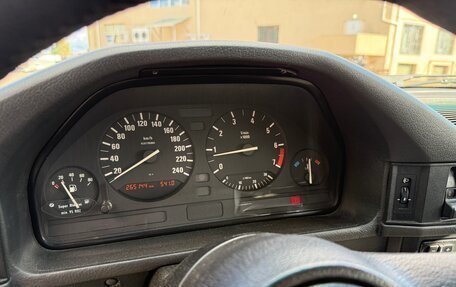 BMW 5 серия, 1992 год, 1 220 000 рублей, 12 фотография