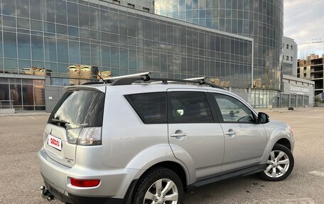 Mitsubishi Outlander III рестайлинг 3, 2010 год, 1 250 000 рублей, 7 фотография