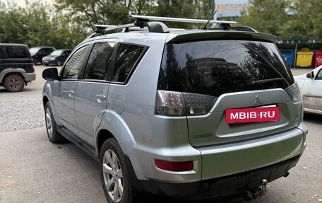 Mitsubishi Outlander III рестайлинг 3, 2010 год, 1 250 000 рублей, 12 фотография