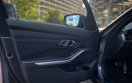 BMW 3 серия, 2019 год, 4 290 000 рублей, 15 фотография