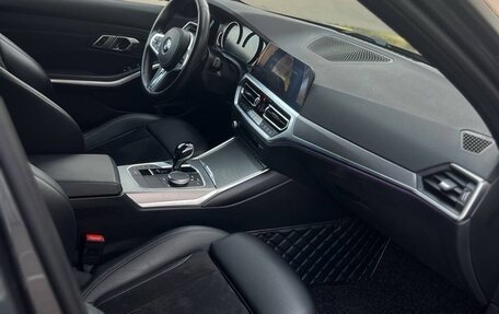 BMW 3 серия, 2019 год, 4 290 000 рублей, 20 фотография