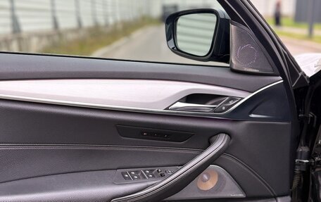 BMW 5 серия, 2019 год, 3 600 000 рублей, 15 фотография