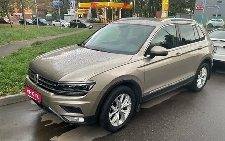 Volkswagen Tiguan II, 2017 год, 2 350 000 рублей, 1 фотография