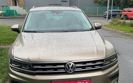 Volkswagen Tiguan II, 2017 год, 2 350 000 рублей, 5 фотография