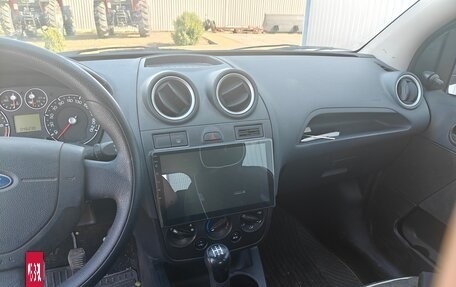 Ford Fiesta, 2007 год, 750 000 рублей, 2 фотография