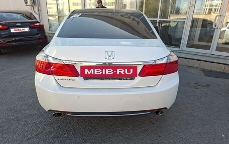 Honda Accord IX рестайлинг, 2013 год, 1 575 000 рублей, 4 фотография