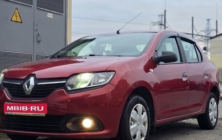 Renault Logan II, 2015 год, 830 000 рублей, 4 фотография