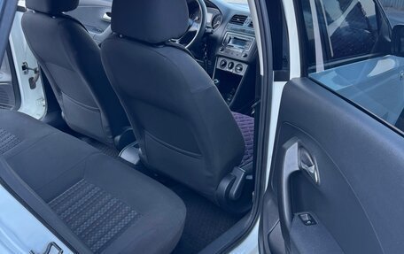Volkswagen Polo VI (EU Market), 2018 год, 910 000 рублей, 11 фотография