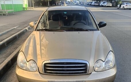 Hyundai Sonata IV рестайлинг, 2002 год, 290 000 рублей, 1 фотография