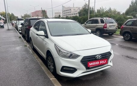 Hyundai Solaris II рестайлинг, 2017 год, 970 000 рублей, 3 фотография