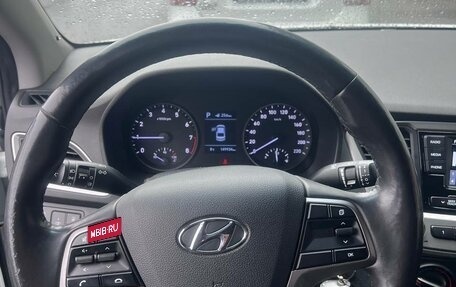 Hyundai Solaris II рестайлинг, 2017 год, 970 000 рублей, 6 фотография