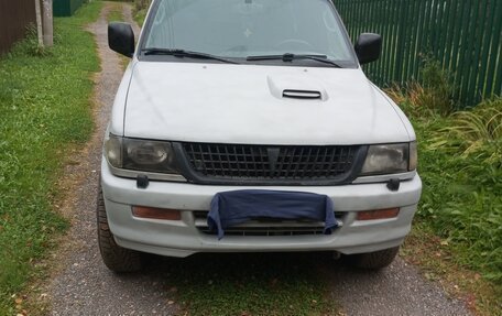 Mitsubishi Pajero Sport II рестайлинг, 1999 год, 750 000 рублей, 2 фотография