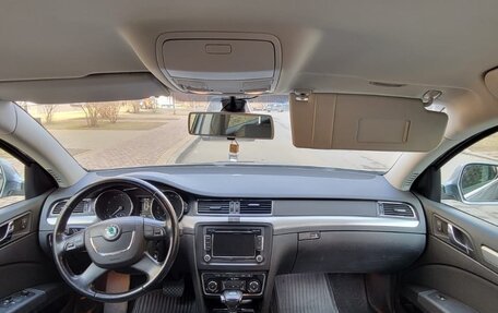 Skoda Superb III рестайлинг, 2009 год, 1 020 000 рублей, 4 фотография