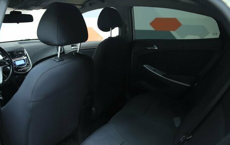 Hyundai Solaris II рестайлинг, 2011 год, 590 000 рублей, 11 фотография