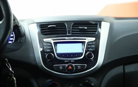 Hyundai Solaris II рестайлинг, 2011 год, 590 000 рублей, 14 фотография