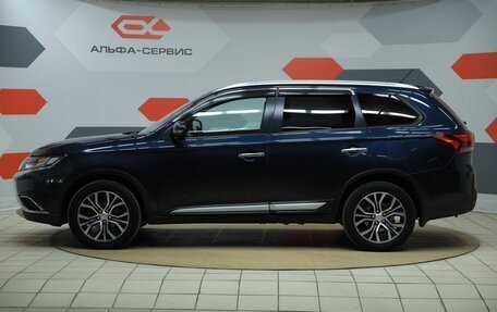 Mitsubishi Outlander III рестайлинг 3, 2016 год, 2 090 000 рублей, 8 фотография