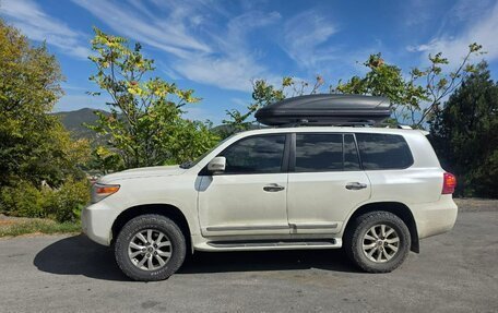 Toyota Land Cruiser 200, 2013 год, 3 850 000 рублей, 2 фотография