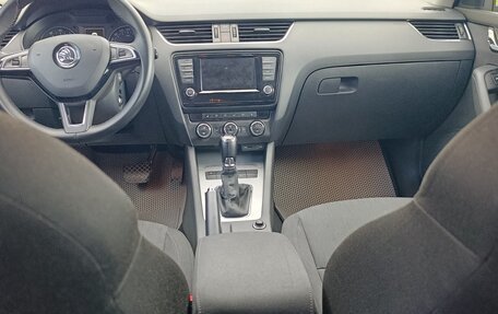 Skoda Octavia, 2015 год, 1 060 000 рублей, 10 фотография