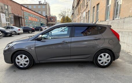 Hyundai Solaris II рестайлинг, 2012 год, 899 000 рублей, 4 фотография