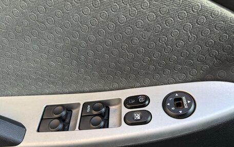 Hyundai Solaris II рестайлинг, 2012 год, 899 000 рублей, 11 фотография