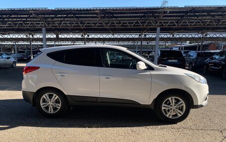 Hyundai ix35 I рестайлинг, 2013 год, 1 400 000 рублей, 4 фотография