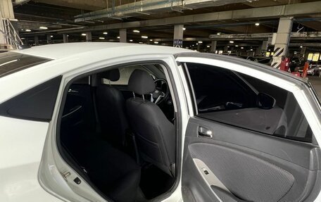 Hyundai Solaris II рестайлинг, 2012 год, 888 888 рублей, 4 фотография