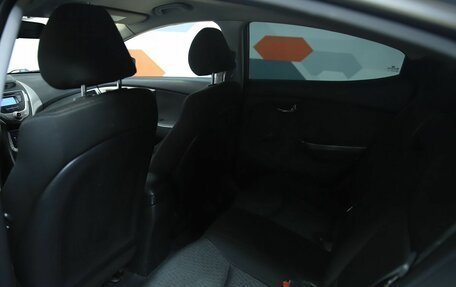 Hyundai Elantra V, 2013 год, 870 000 рублей, 11 фотография