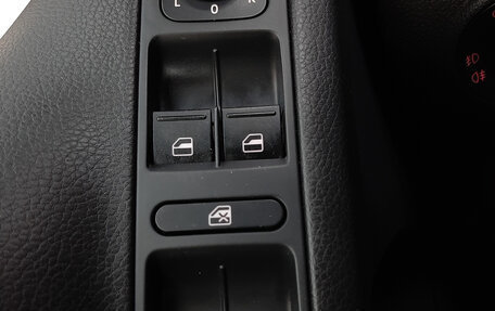 Volkswagen Tiguan I, 2015 год, 1 699 000 рублей, 18 фотография