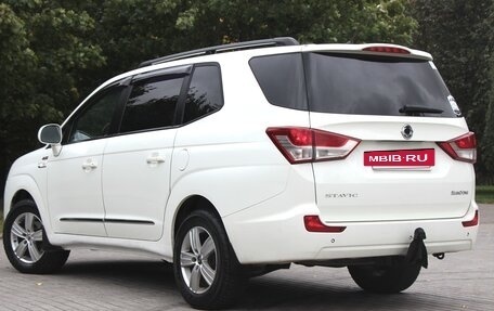 SsangYong Stavic, 2014 год, 1 400 000 рублей, 5 фотография