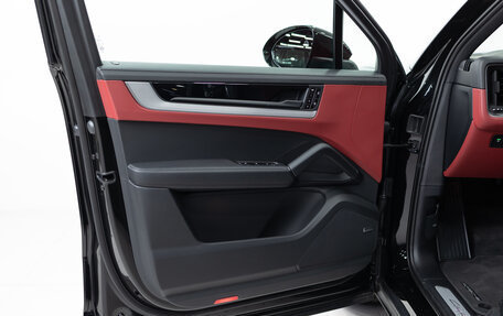 Porsche Cayenne III, 2025 год, 19 990 000 рублей, 8 фотография
