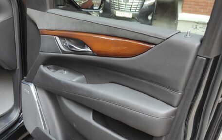 Cadillac Escalade IV, 2019 год, 4 100 000 рублей, 6 фотография