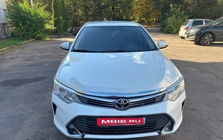 Toyota Camry, 2015 год, 1 700 000 рублей, 4 фотография