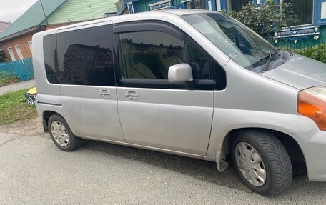 Honda Mobilio Spike I рестайлинг, 2003 год, 393 000 рублей, 8 фотография