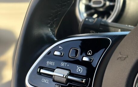 Mercedes-Benz A-Класс, 2021 год, 3 000 000 рублей, 10 фотография