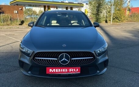 Mercedes-Benz A-Класс, 2021 год, 3 000 000 рублей, 3 фотография